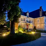 Chateau De Pensión Villars (Dordogne)