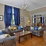 Chateau De Pensión 4*