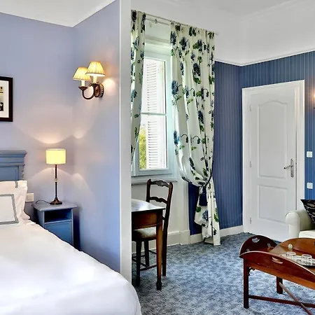 Chateau De Guest house 4*