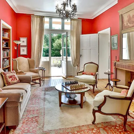 Chateau De Guest house