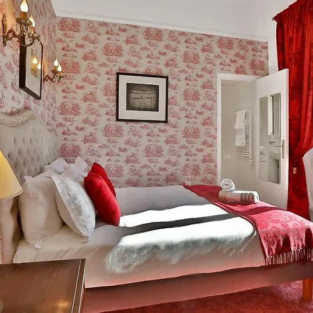 Pensionat Chateau De 4*