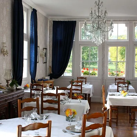 Chateau De 4* Villars (Dordogne)