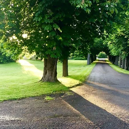 Guest house Chateau De