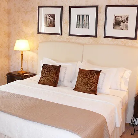 Chateau De Pensionat 4*