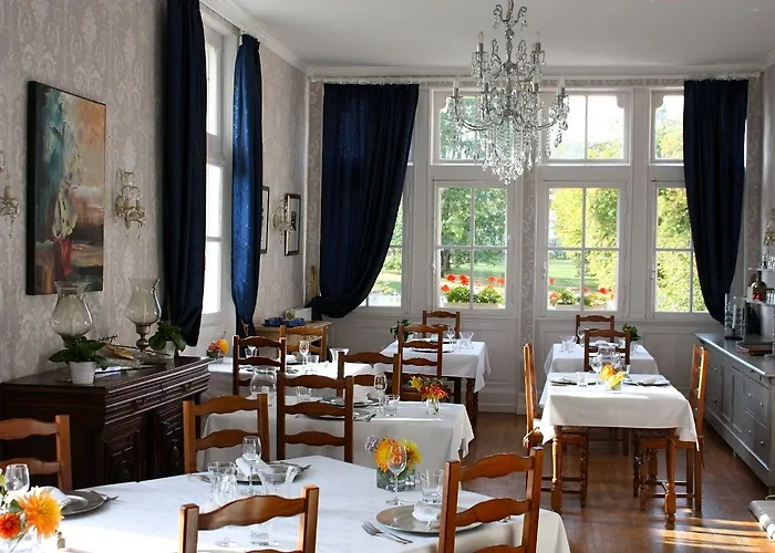 Chateau De 4* Villars (Dordogne)